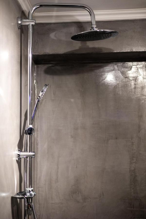Apartament Black