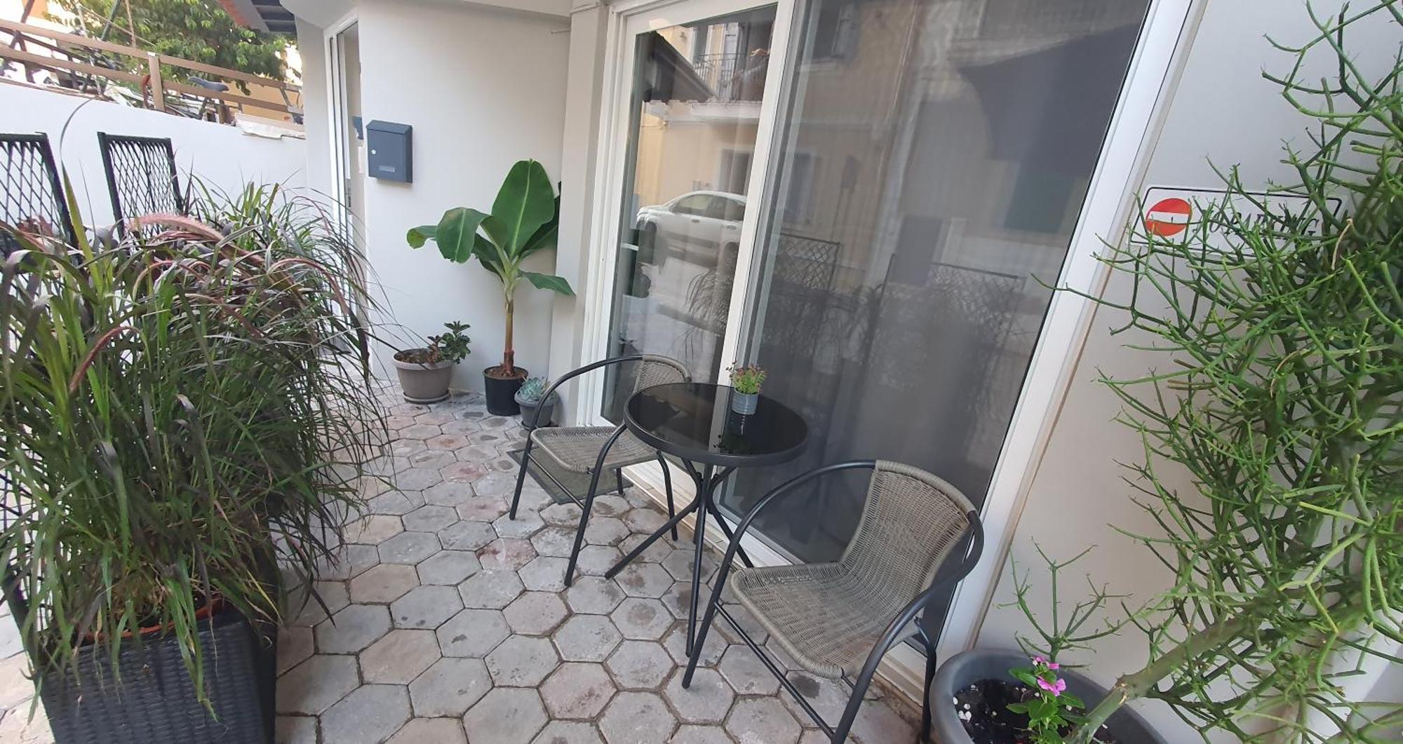 Apartament Black *