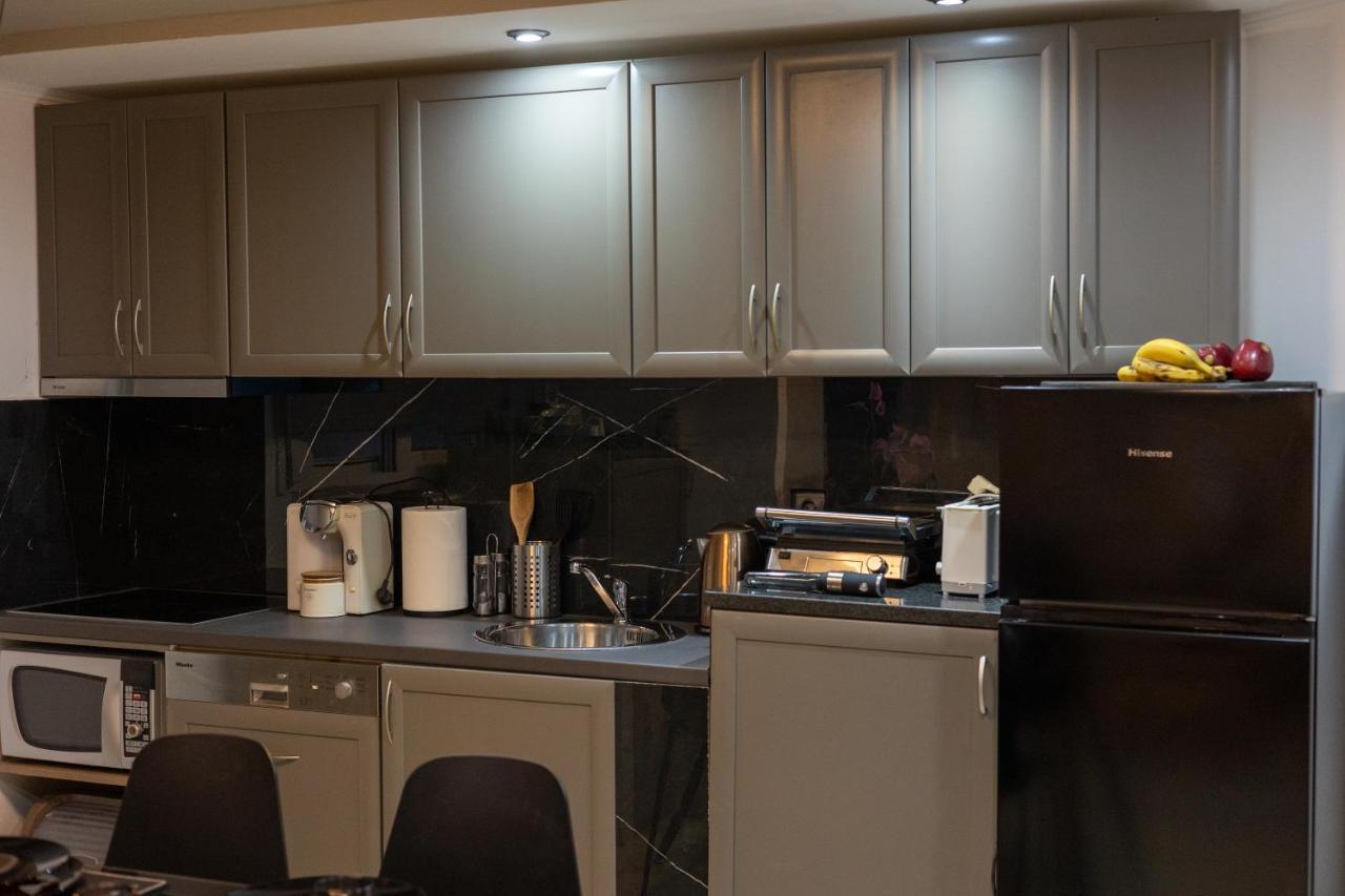 Black Apartamento *